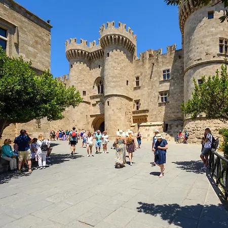 شقة D'amboise House