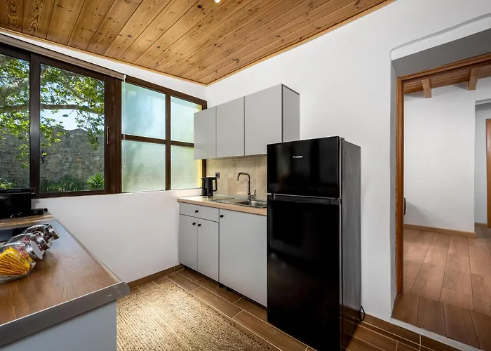 Daire D'amboise House